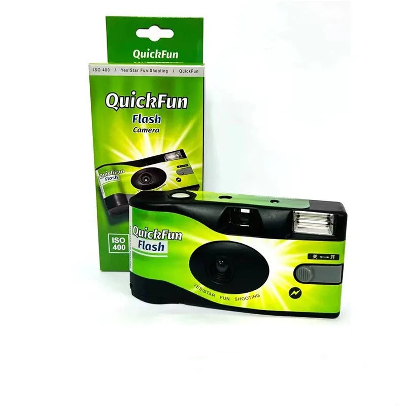 Fujifilm QuickSnap Superia One-Time Use 35mm Film Camera – Built-in Flash
