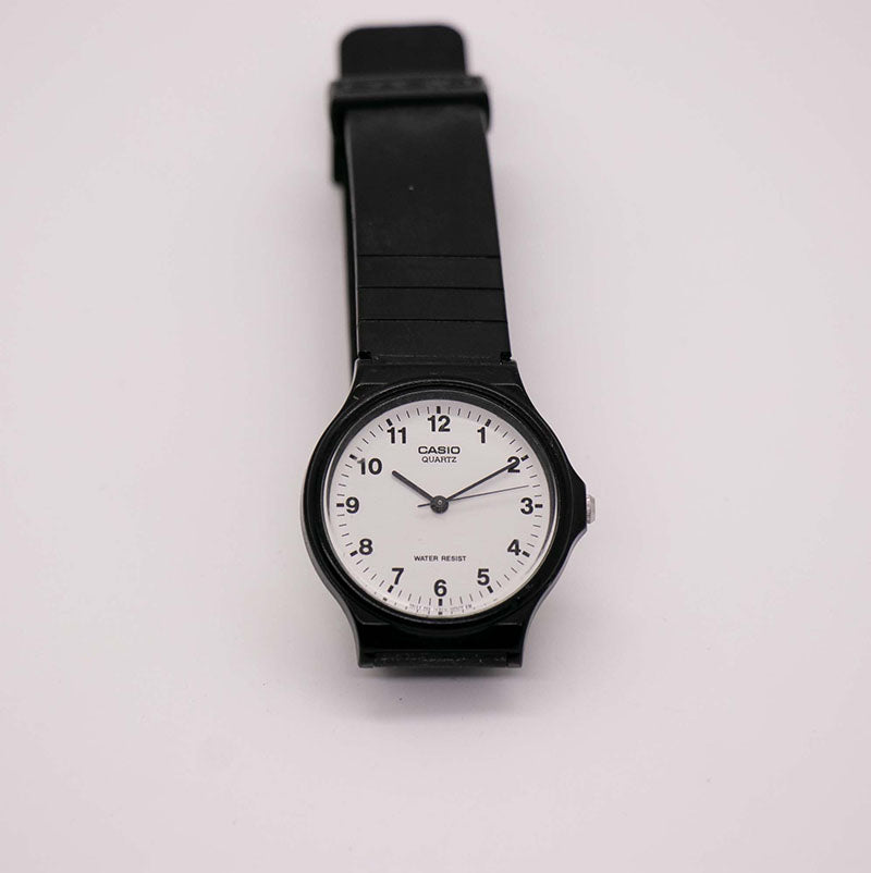 Casio 1330 MO-24 Vintage Watch Japanese Quartz + Water-Resistant Case